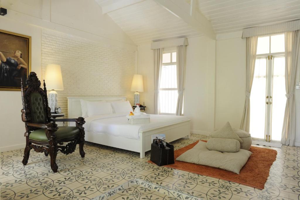The Hen Hua Hin Hotel Kamer foto
