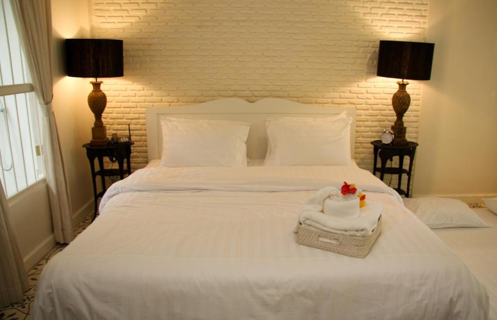 The Hen Hua Hin Hotel Kamer foto